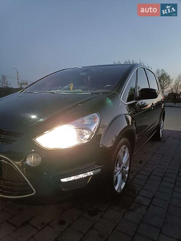 Минивэн Ford S-Max 2011 в Ивано-Франковске