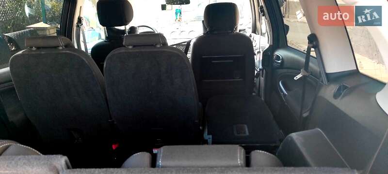 Минивэн Ford S-Max 2014 в Бучаче