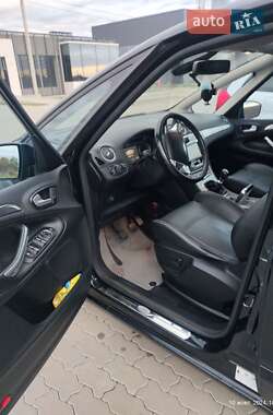 Минивэн Ford S-Max 2010 в Буске