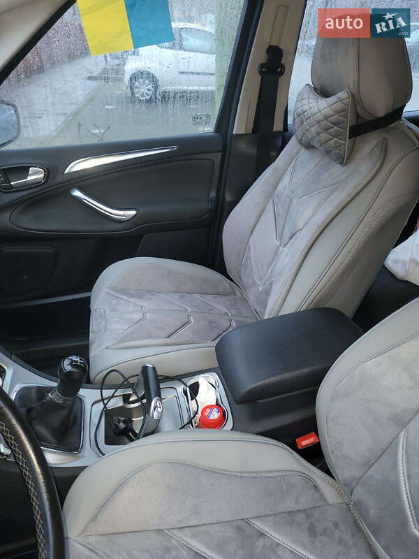 Минивэн Ford S-Max 2007 в Калуше