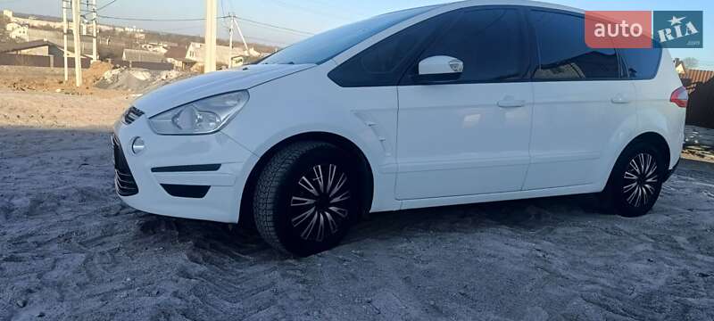 Мінівен Ford S-Max 2013 в Хмільнику