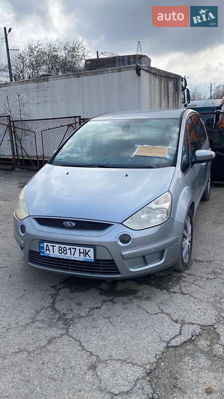 Минивэн Ford S-Max 2006 в 