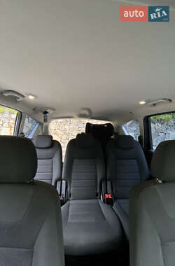 Минивэн Ford S-Max 2011 в 