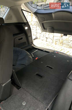 Минивэн Ford S-Max 2011 в 