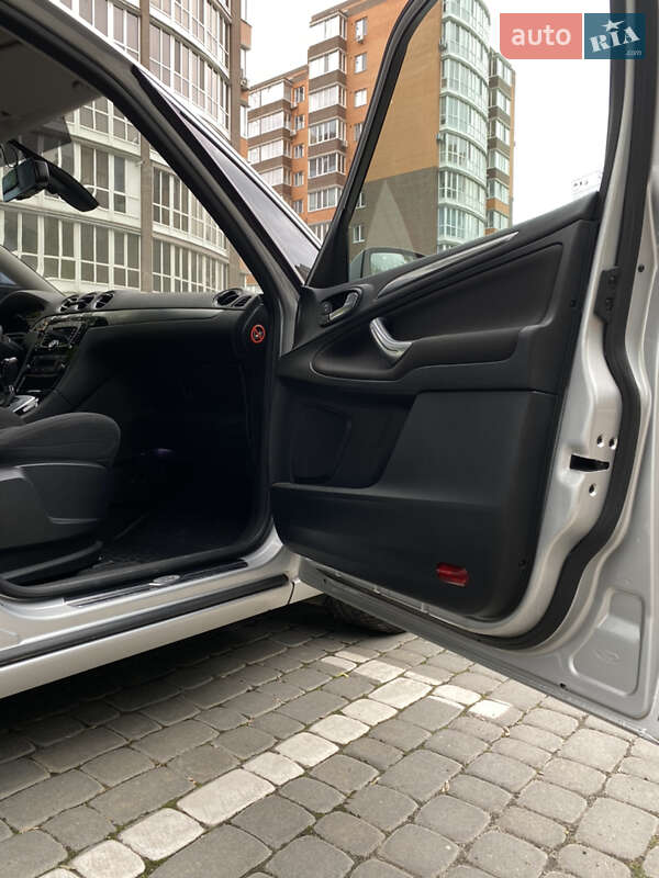 Минивэн Ford S-Max 2011 в Виннице