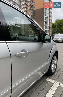 Минивэн Ford S-Max 2011 в 