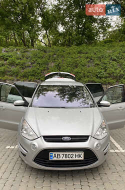 Минивэн Ford S-Max 2011 в 