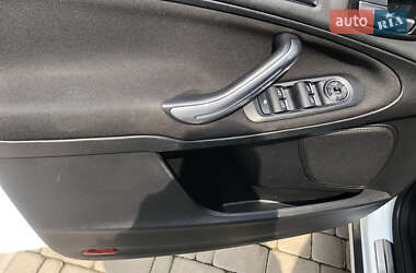 Минивэн Ford S-Max 2013 в 