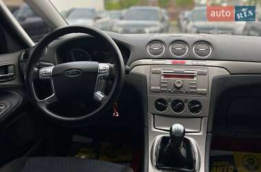 Минивэн Ford S-Max 2007 в 