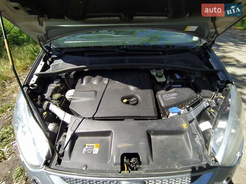 Минивэн Ford S-Max 2006 в Соленом