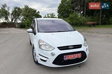 Минивэн Ford S-Max 2013 в 