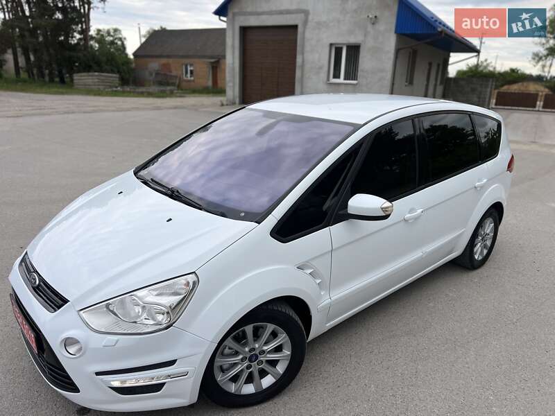 Мінівен Ford S-Max 2013 в Радивиліві