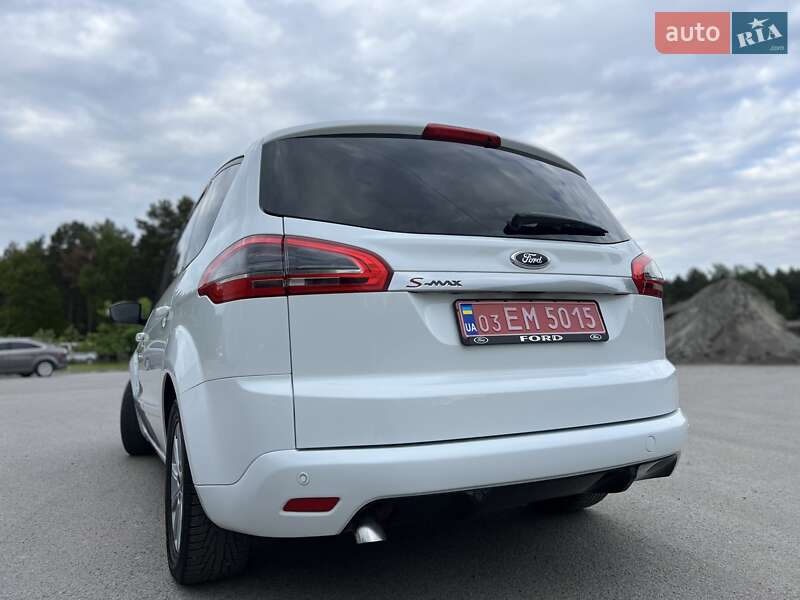 Мінівен Ford S-Max 2013 в Радивиліві