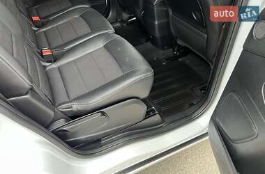 Минивэн Ford S-Max 2013 в 