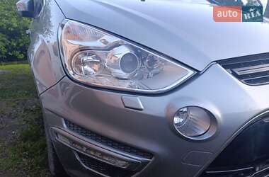 Мінівен Ford S-Max 2013 в 
