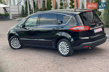 Минивэн Ford S-Max 2011 в 