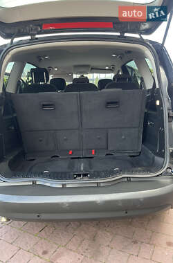Минивэн Ford S-Max 2011 в 