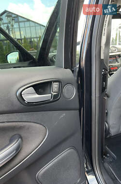 Минивэн Ford S-Max 2011 в 