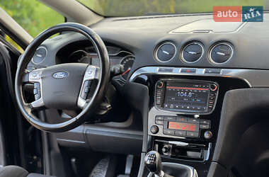 Минивэн Ford S-Max 2011 в 