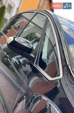 Минивэн Ford S-Max 2011 в 