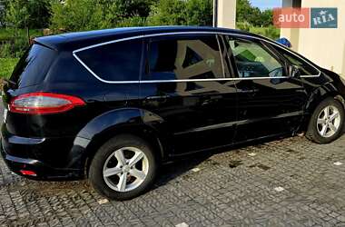 Минивэн Ford S-Max 2013 в 