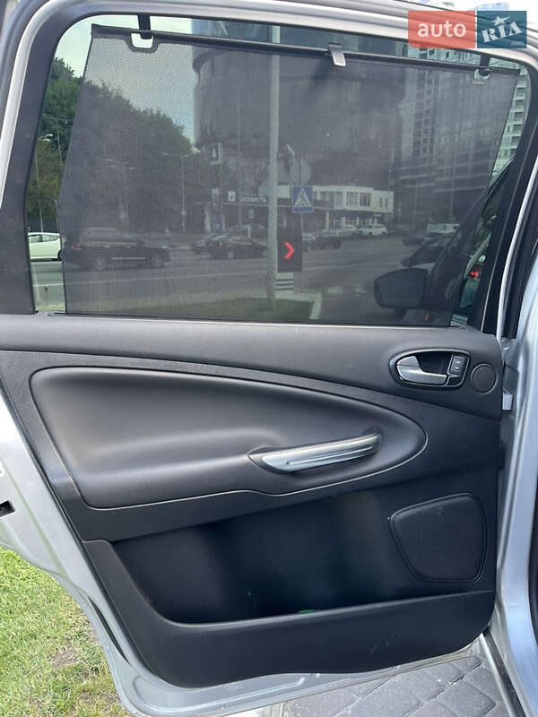 Мінівен Ford S-Max 2014 в Києві