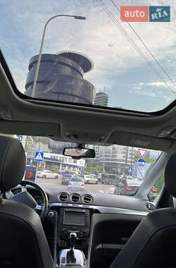 Минивэн Ford S-Max 2014 в 