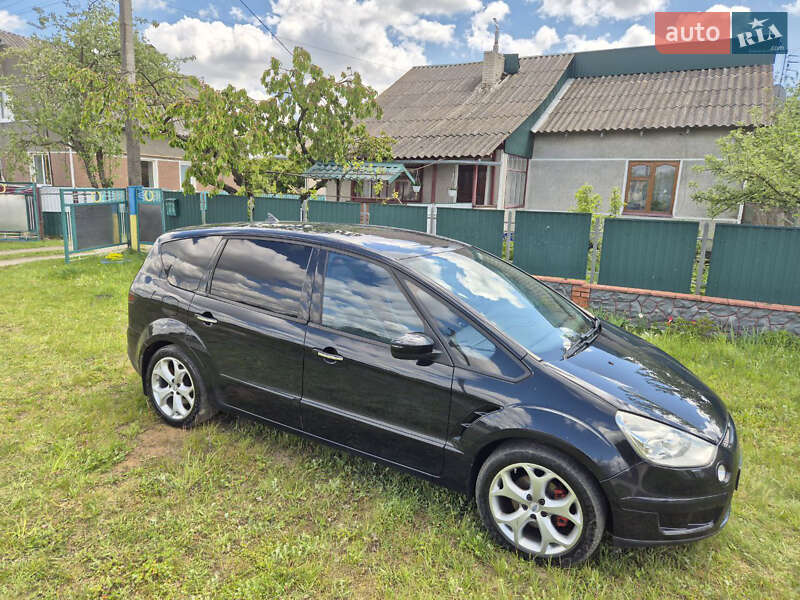 Минивэн Ford S-Max 2008 в Киеве