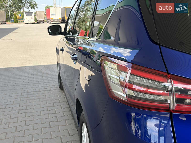 Минивэн Ford S-Max 2017 в Житомире