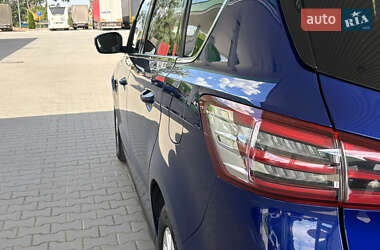 Минивэн Ford S-Max 2017 в 