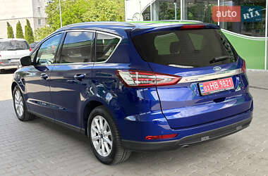 Минивэн Ford S-Max 2017 в 