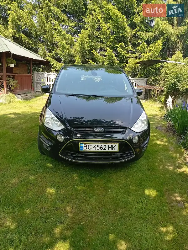 Ford S-Max 2012