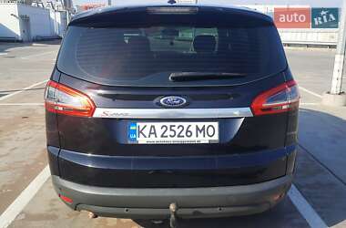 Минивэн Ford S-Max 2013 в 