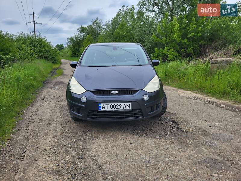 Минивэн Ford S-Max 2007 в Калуше