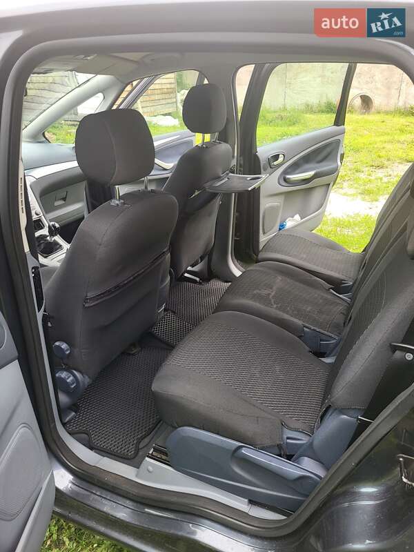 Минивэн Ford S-Max 2007 в Калуше