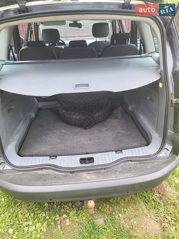 Минивэн Ford S-Max 2007 в Калуше