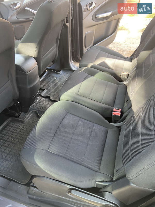 Минивэн Ford S-Max 2014 в Ирпене