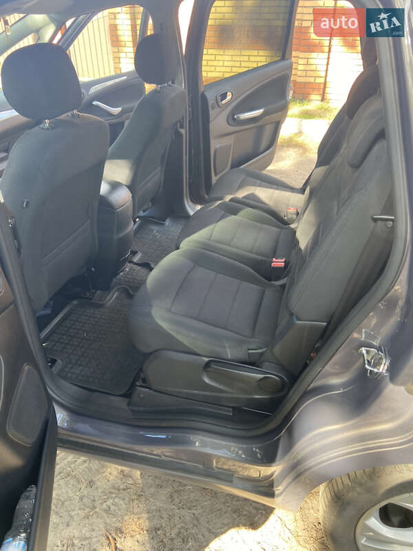 Минивэн Ford S-Max 2014 в Ирпене