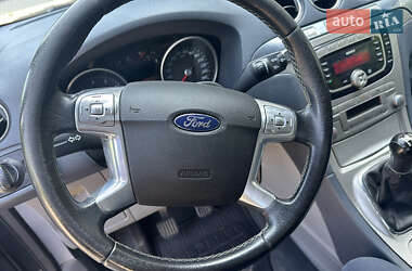 Минивэн Ford S-Max 2007 в 
