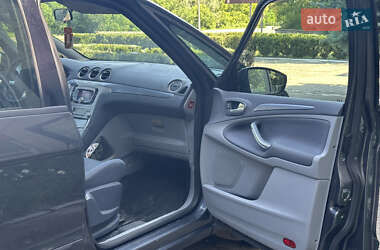 Минивэн Ford S-Max 2007 в 