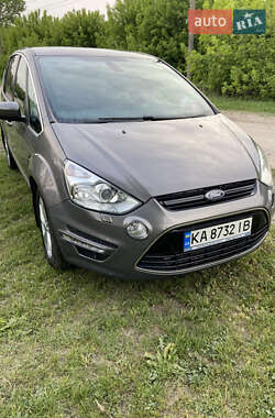 Минивэн Ford S-Max 2014 в 
