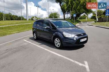 Минивэн Ford S-Max 2013 в 
