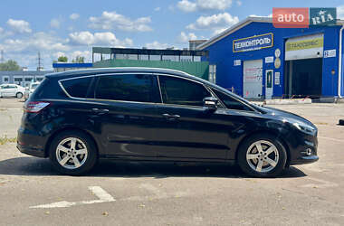 Минивэн Ford S-Max 2015 в 