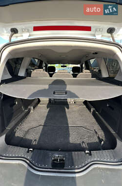 Минивэн Ford S-Max 2013 в 