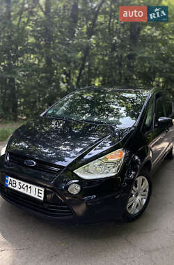 Минивэн Ford S-Max 2011 в 