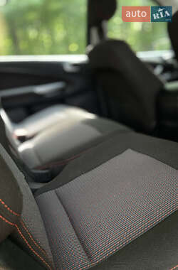 Минивэн Ford S-Max 2011 в 