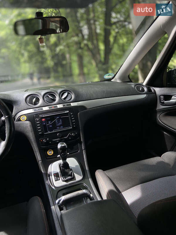 Минивэн Ford S-Max 2011 в Виннице