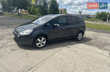Мінівен Ford S-Max 2010 в 
