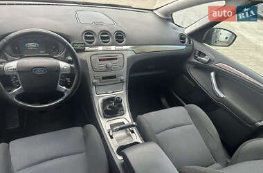 Мінівен Ford S-Max 2010 в 