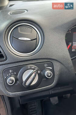 Минивэн Ford S-Max 2011 в 